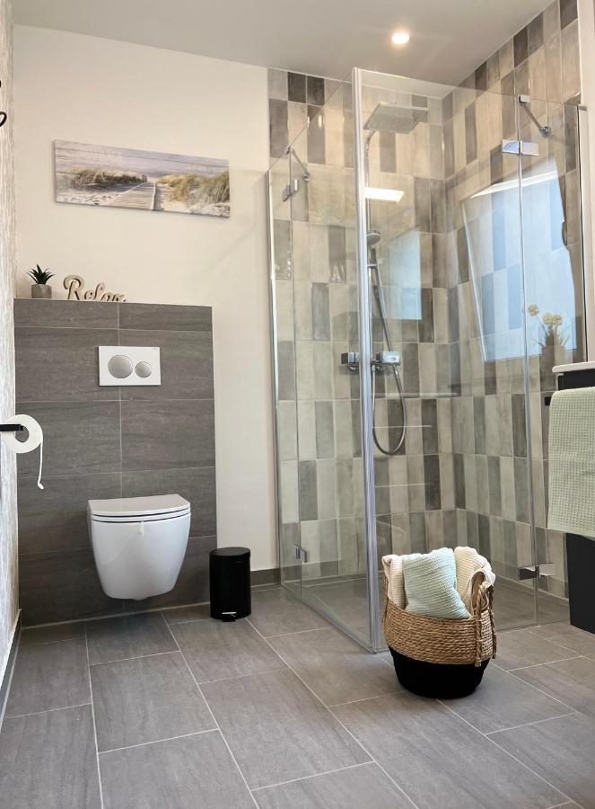 Grosse Wohnung Wellness + Sauna + Netflix ペータースハーゲン エクステリア 写真